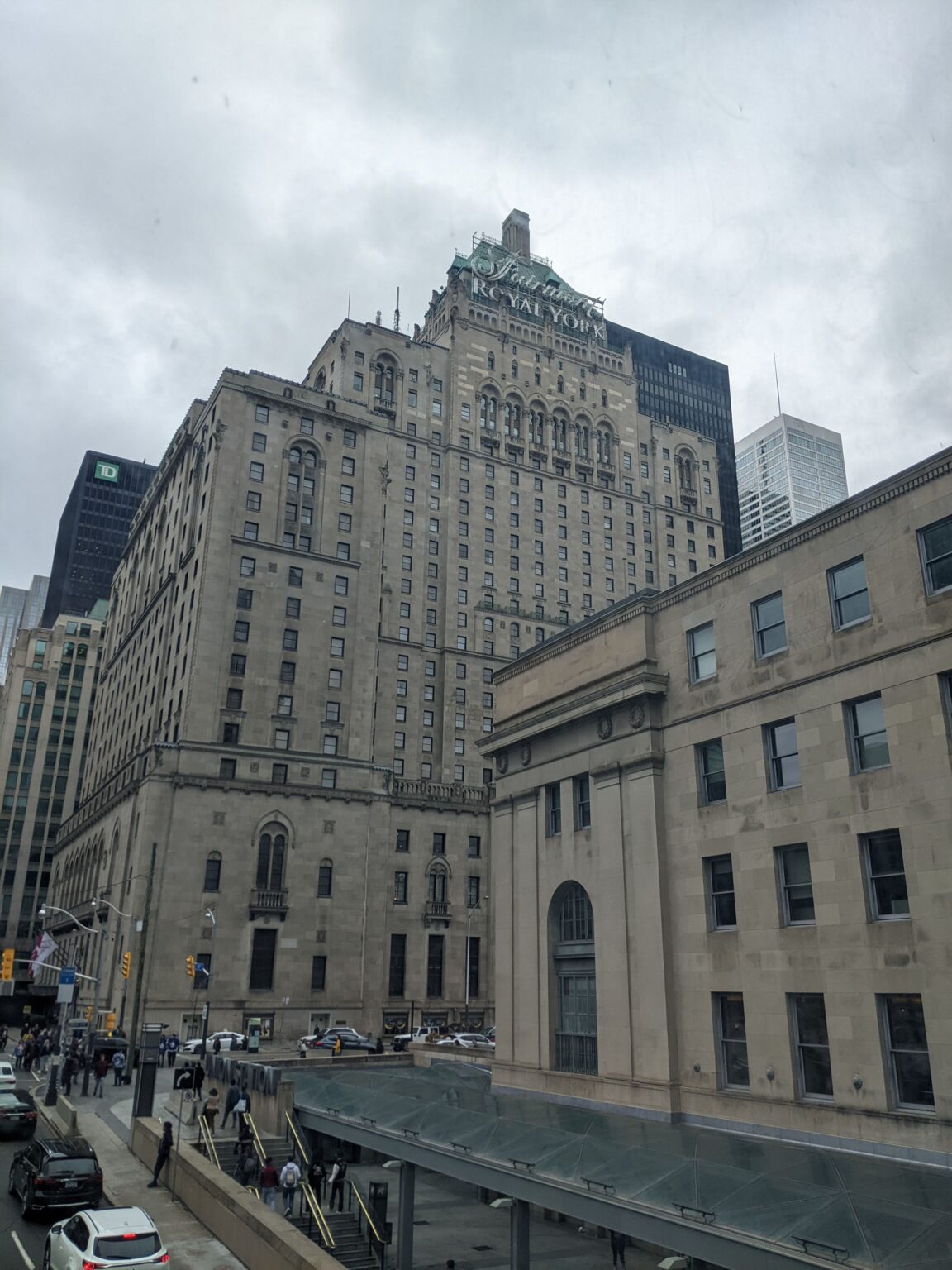 13 Best Hotels Near Union Station in Toronto (2025)