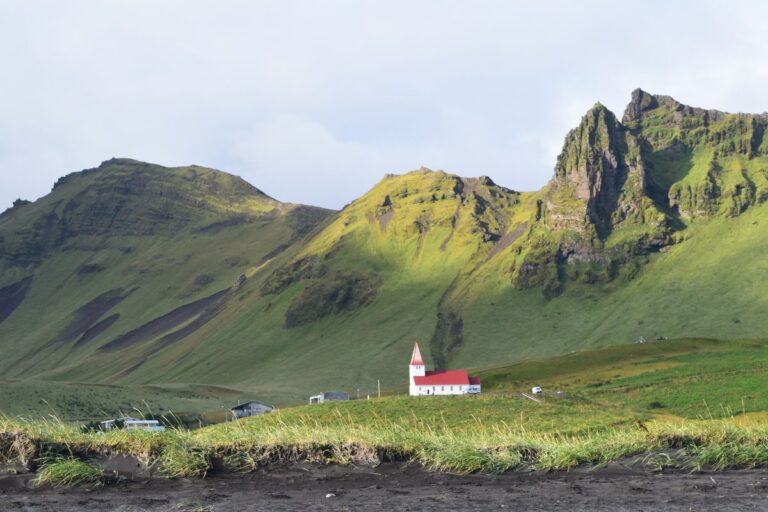 Iceland in August: What You Need to Know in 2025