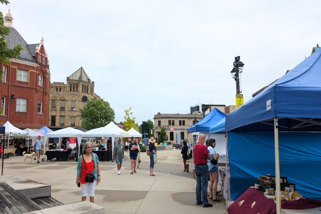 stratford sunday market