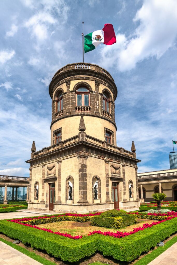 chapultepec castle 