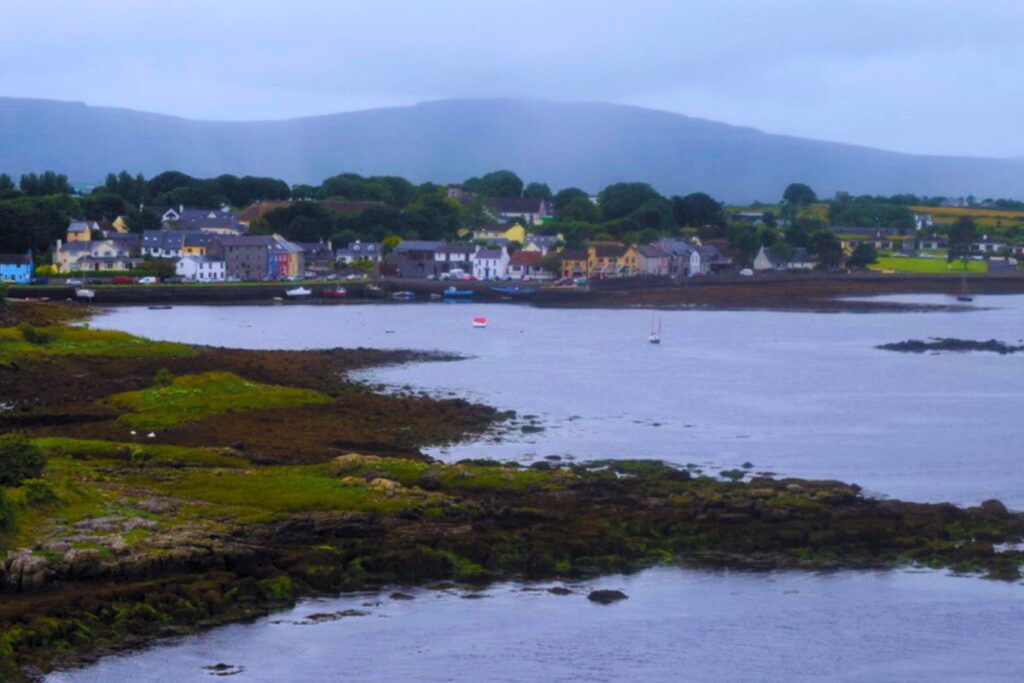 a small town in Ireland, Kinvarra