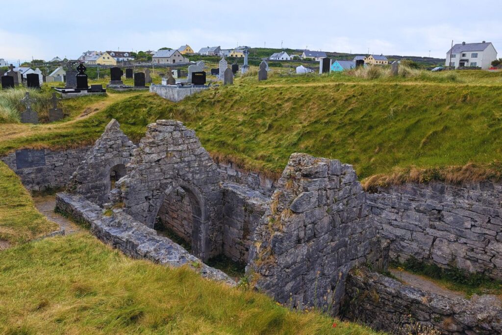 Sunken church at Inis Oirr