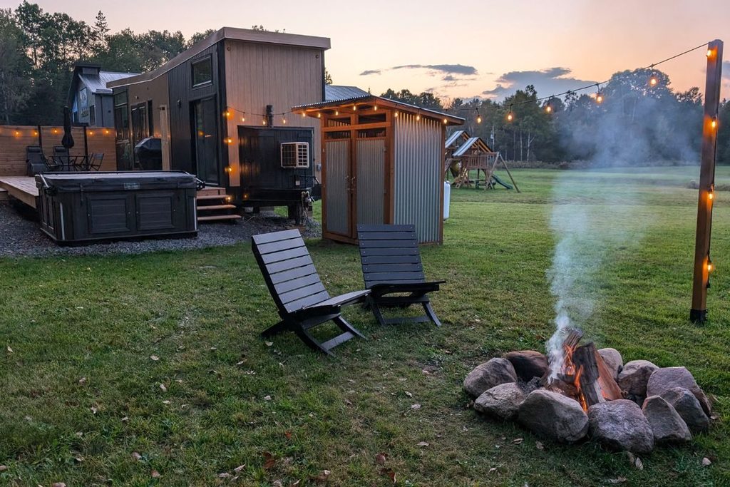 Tiny Home near Huntsville, Ontario